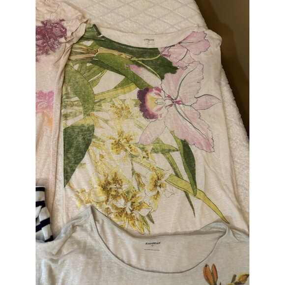 Lot 5 Express Women’s Tops Animal,Floral,Stripped Print 2 New No Tag 4 Sm 1 Med - Picture 4 of 16